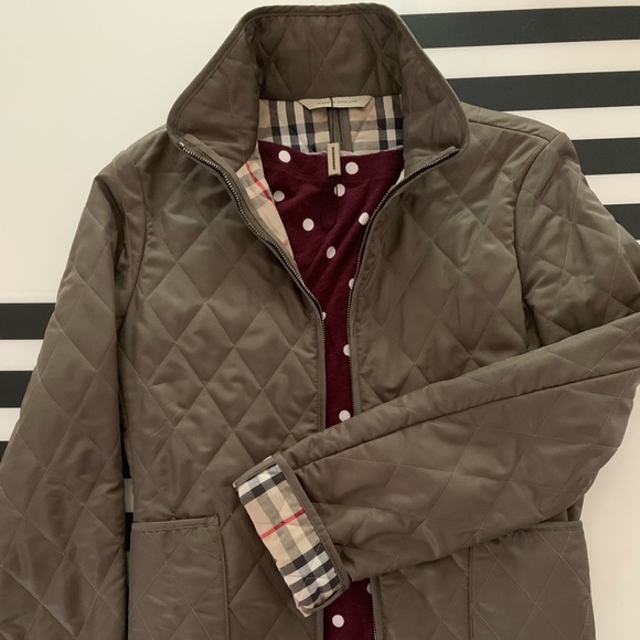 (New) Burberry Quilted Jacket - Picture 2 of 5